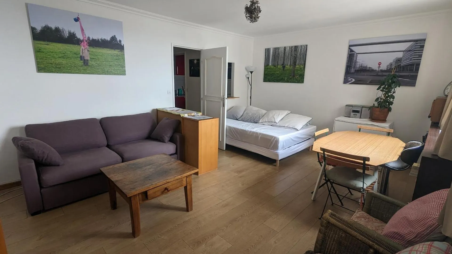 Large Studio With Terrace For Up To 4 People Paris Apartment