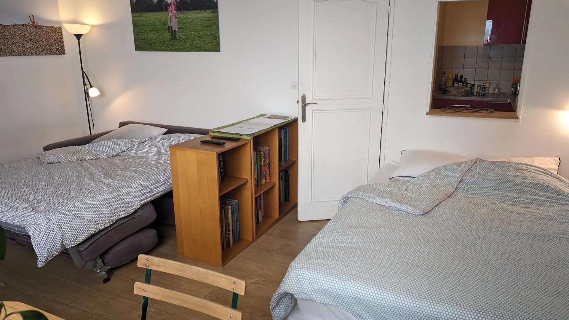 Apartment Large Studio With Terrace For Up To 4 People Paris